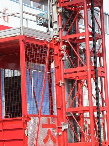 施工升降機設備運行前需要的檢查！